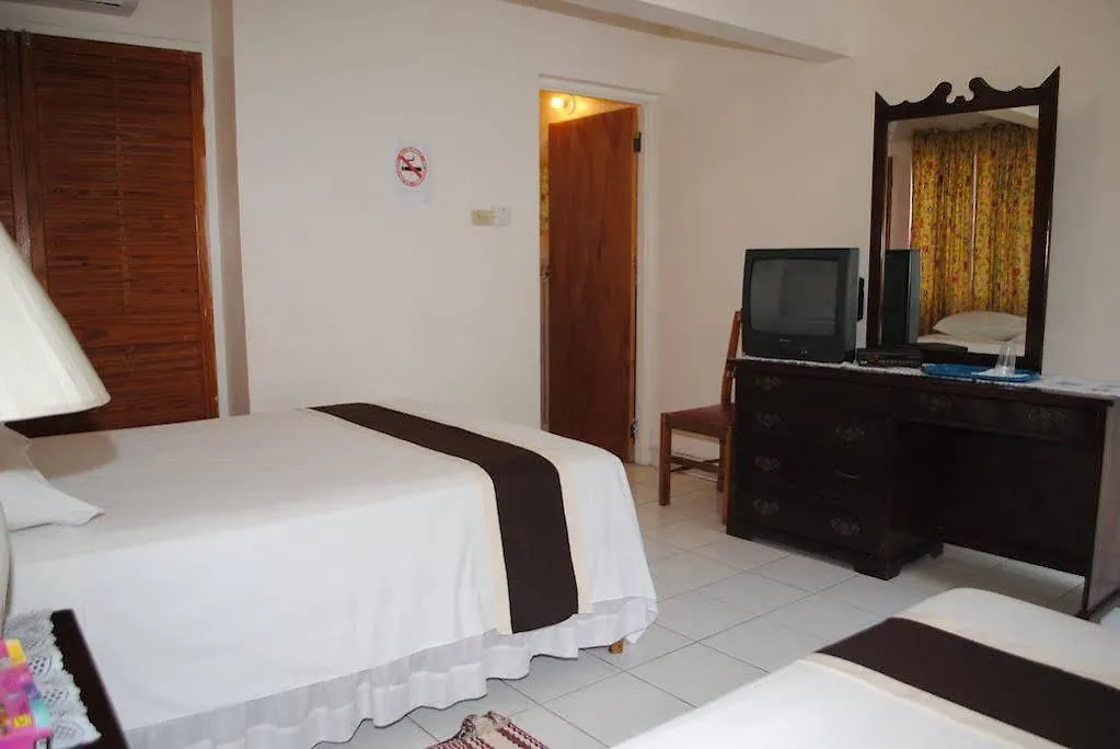 Palm Bay Guest House & Restaurant Montego Bay