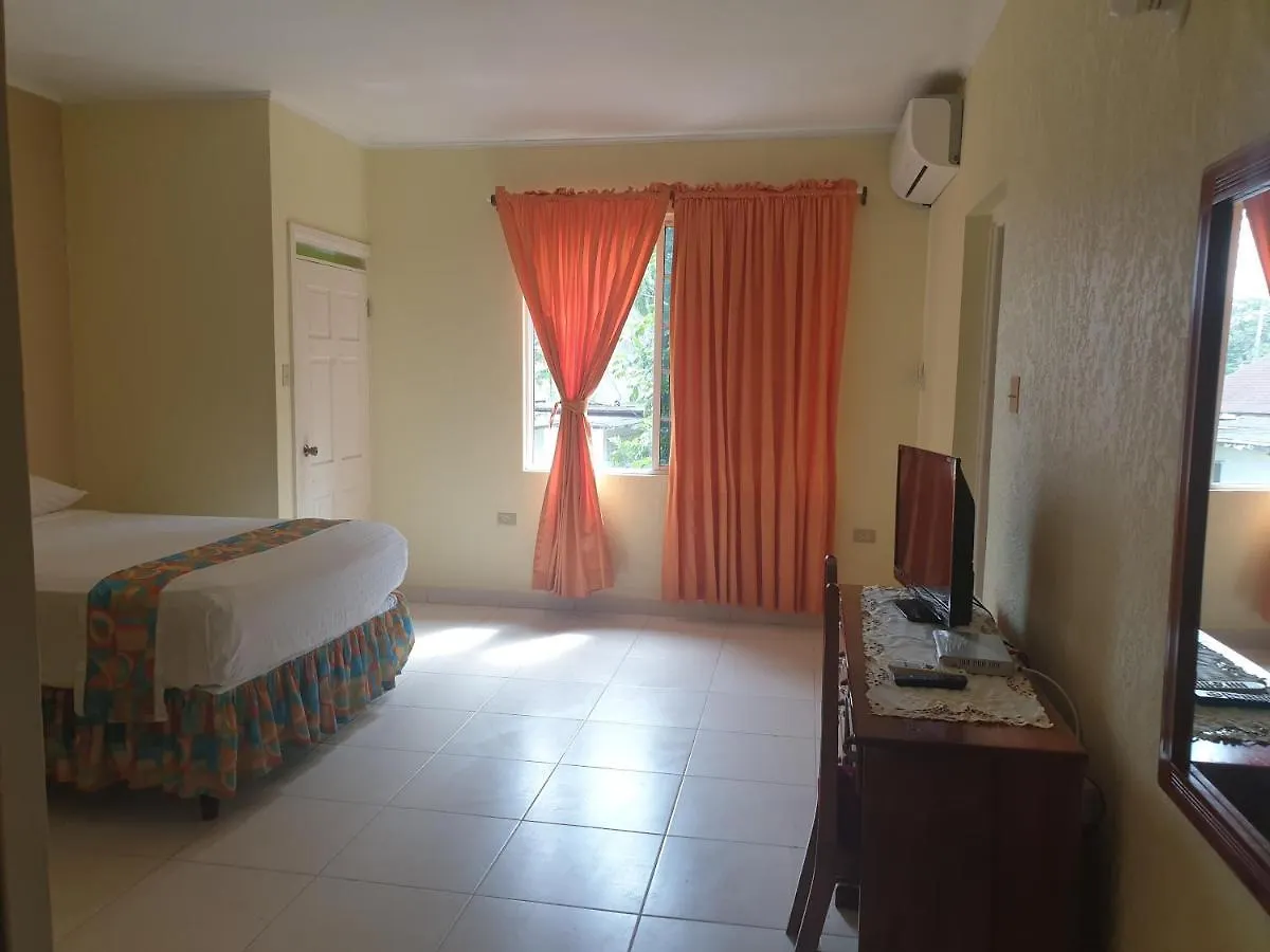 Palm Bay Guest House & Restaurant Montego Bay