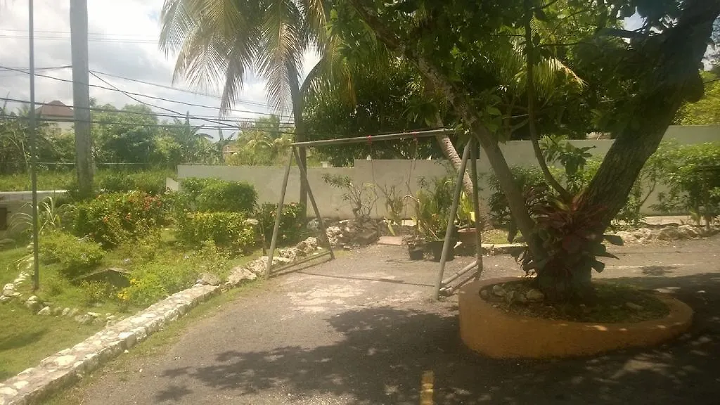 Palm Bay Guest House & Restaurant Montego Bay