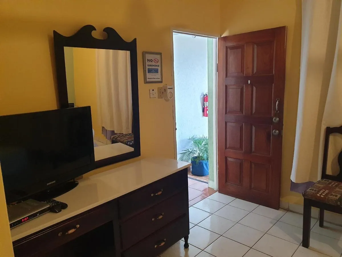 Palm Bay Guest House & Restaurant Montego Bay